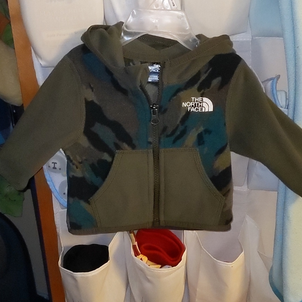 Lightweight fleece jacket